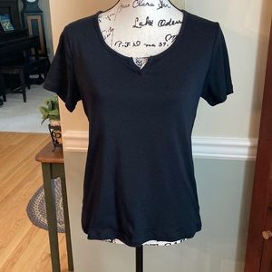 Jones New York black split neck short sleeves t-shirt